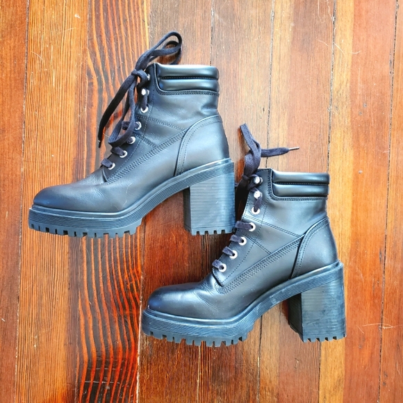 Zara Chunky Lace Up Boots - Picture 3 of 8